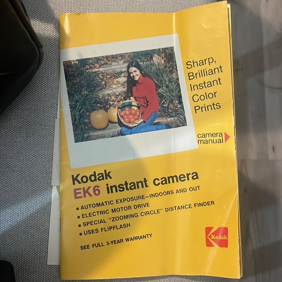 Vintage 1976 Kodak EK6 instant camera - Picture 4 of 6